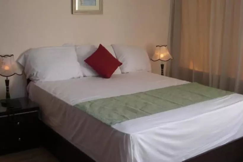 پانسیون Cairo Plaza Guest House