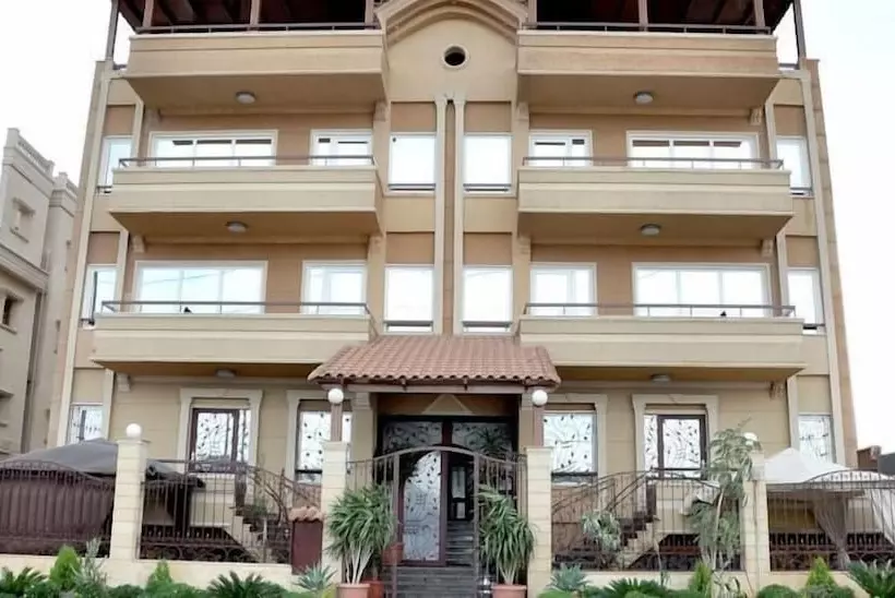 پانسیون Cairo Plaza Guest House