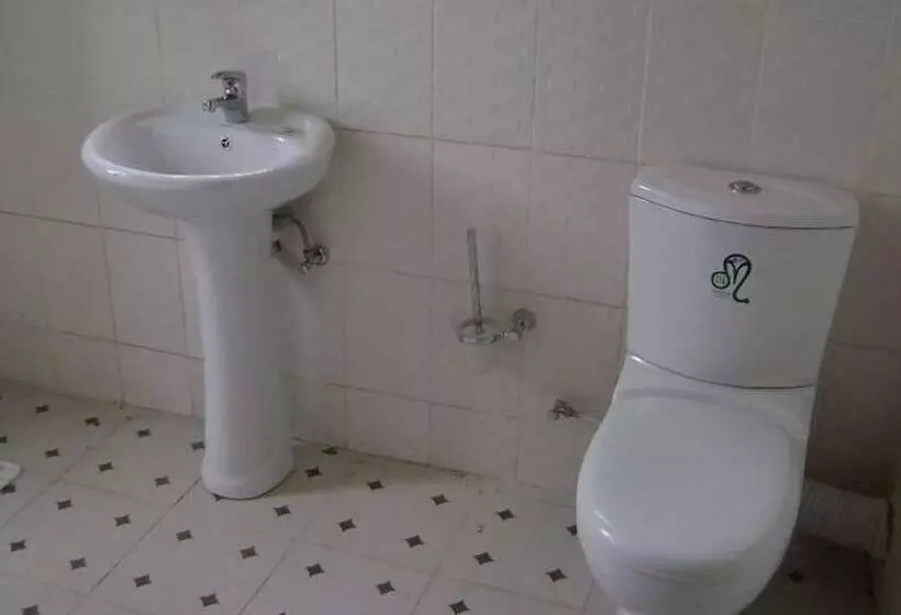 ペンション East Airport Guesthouse