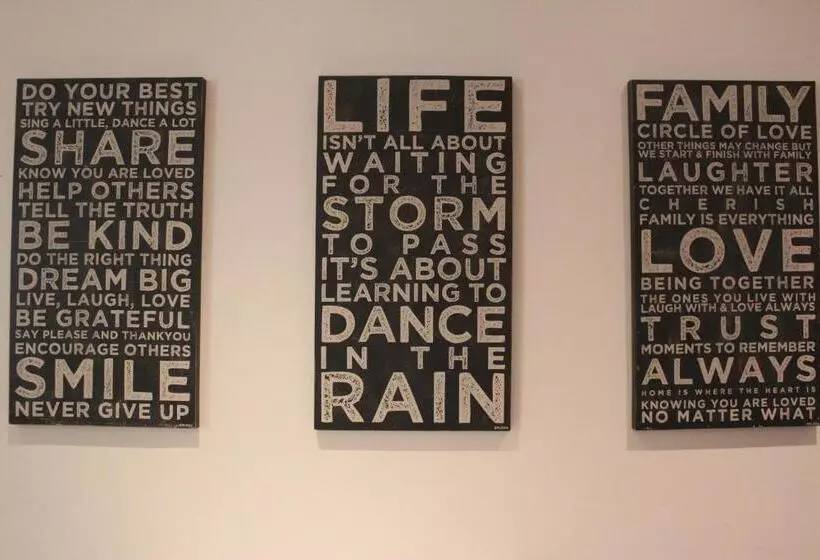 Pensão Nauntons Guest House