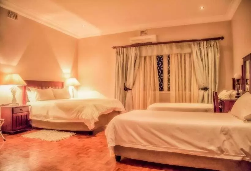 Pensão Nauntons Guest House