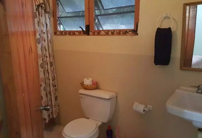 پانسیون River Side House