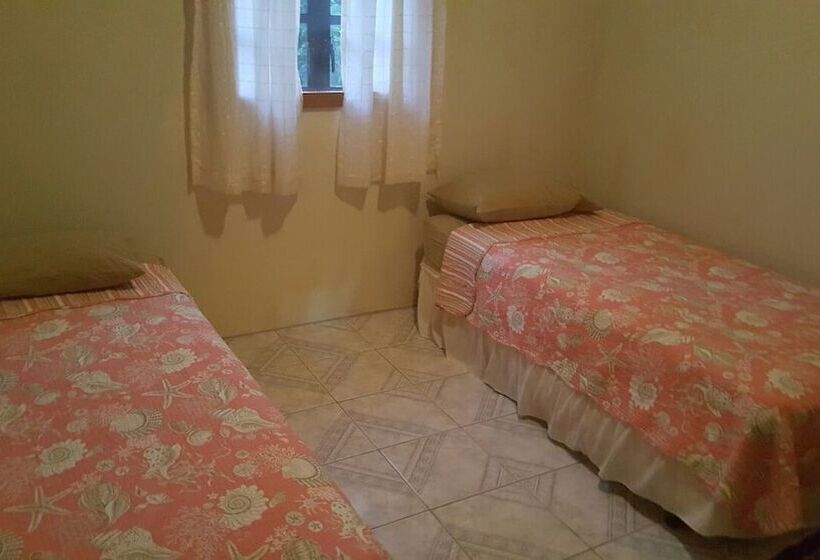 پانسیون River Side House