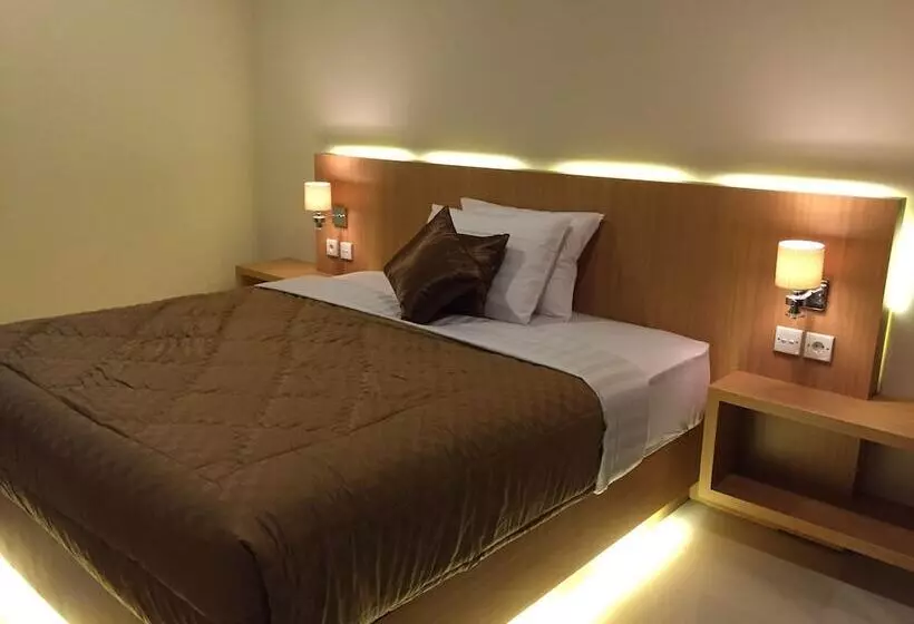 Pensió Teja Home Stay