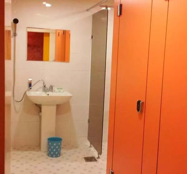 Popcorn Hostel Busan Station