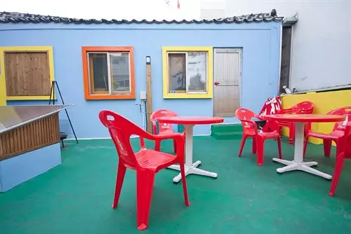 Popcorn Hostel Busan Station