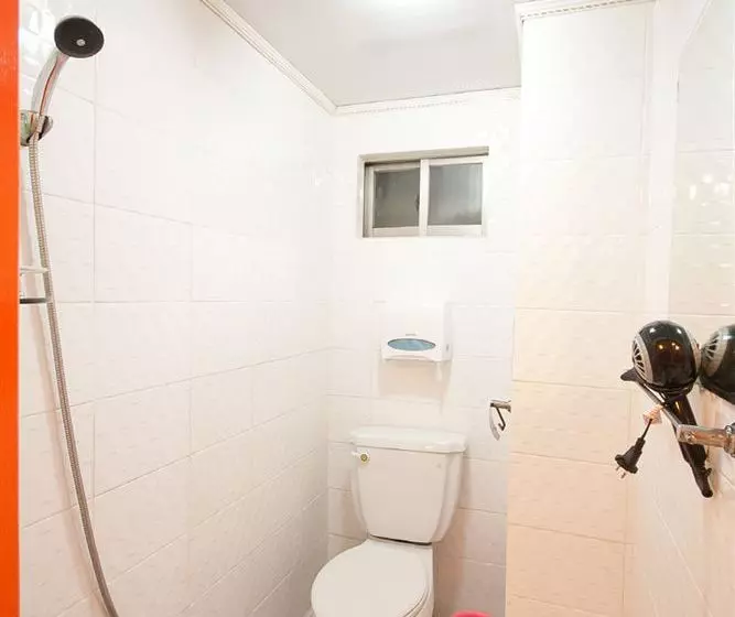 Popcorn Hostel Busan Station