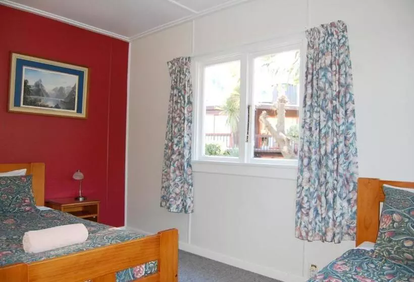 מוטל Queenstown Holiday Park Creeksyde