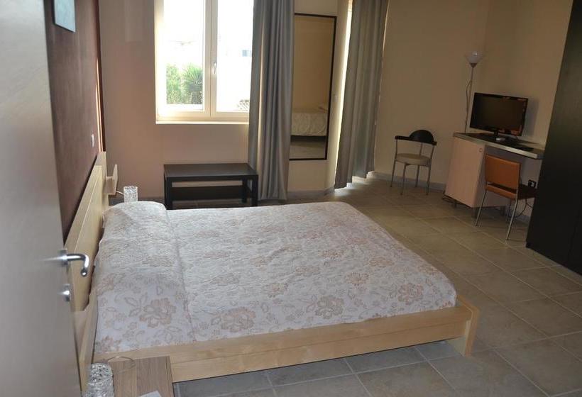 Angolo Di Mondo B&b  La Porta Del Salento