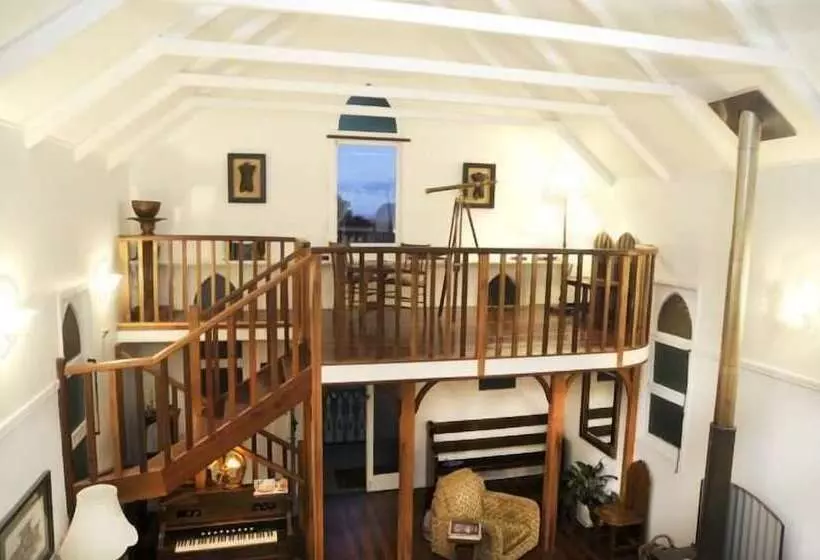 Bed and Breakfast Clouds On Beechmont