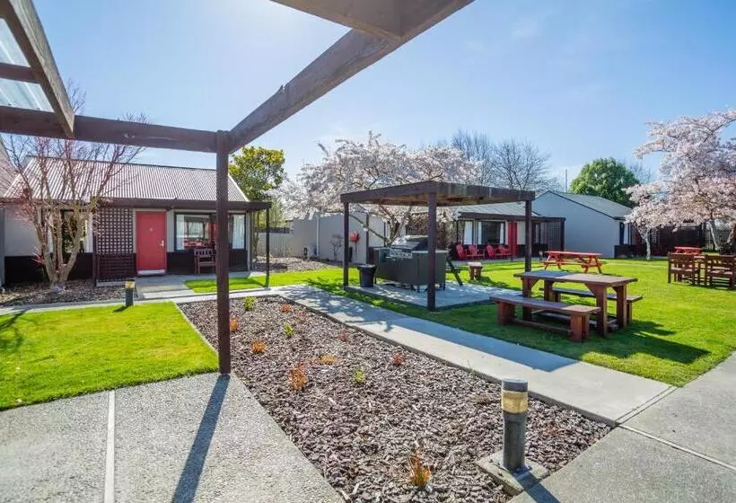 Christchurch Park Motel