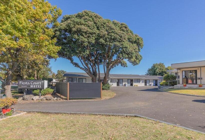 Fiesta Court Motel