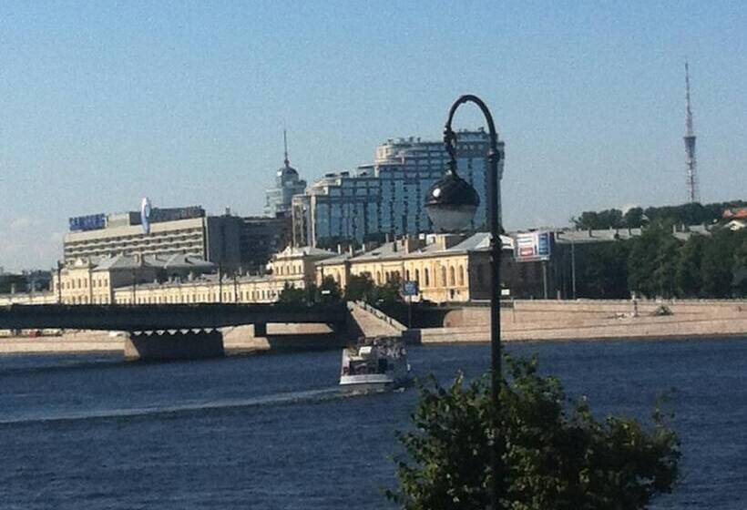 ホテル Ajur Classik