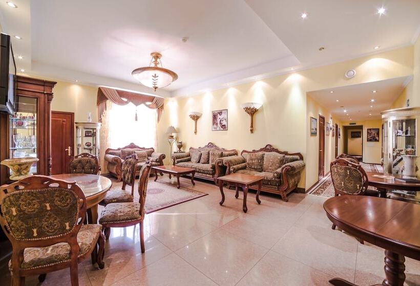 ホテル Ajur Classik