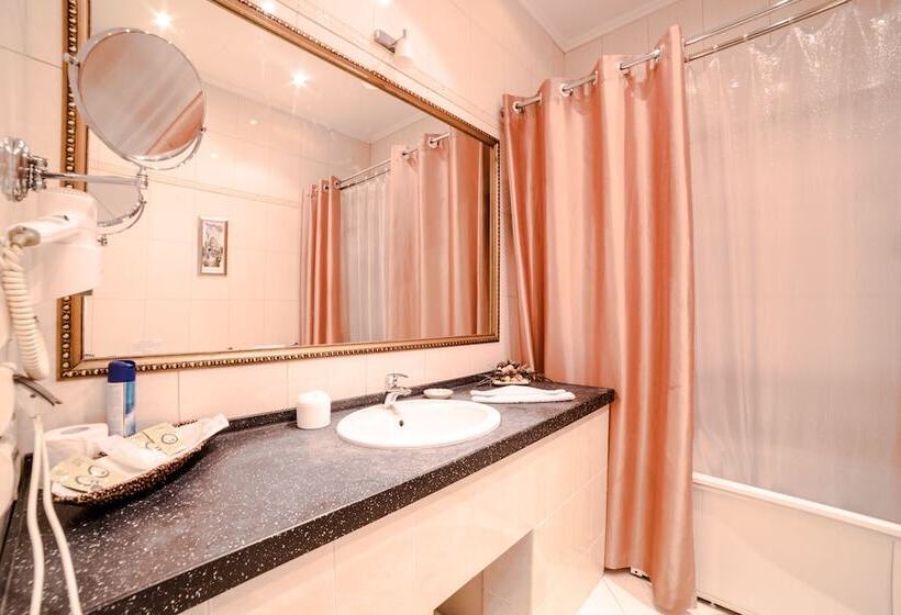 ホテル Ajur Classik