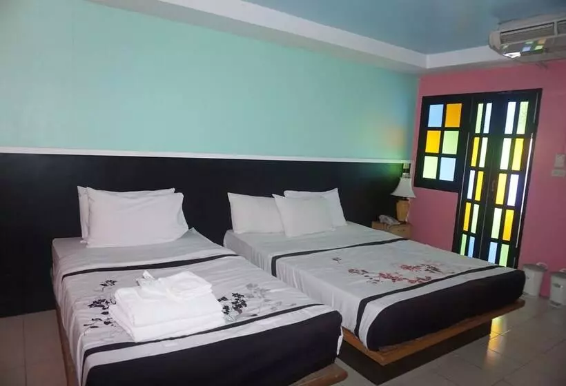 هتل Bangkok Travel Suites