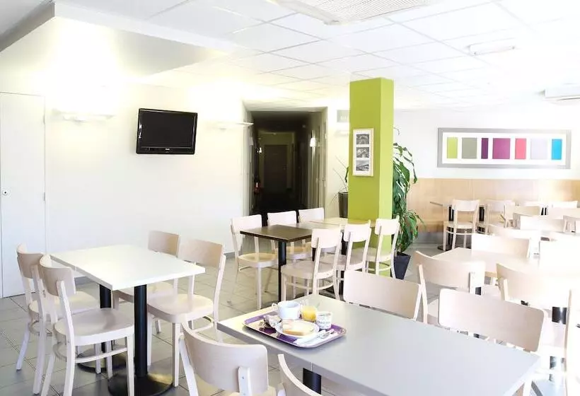 B&b Hotel Aix En Provence Le Tholonet