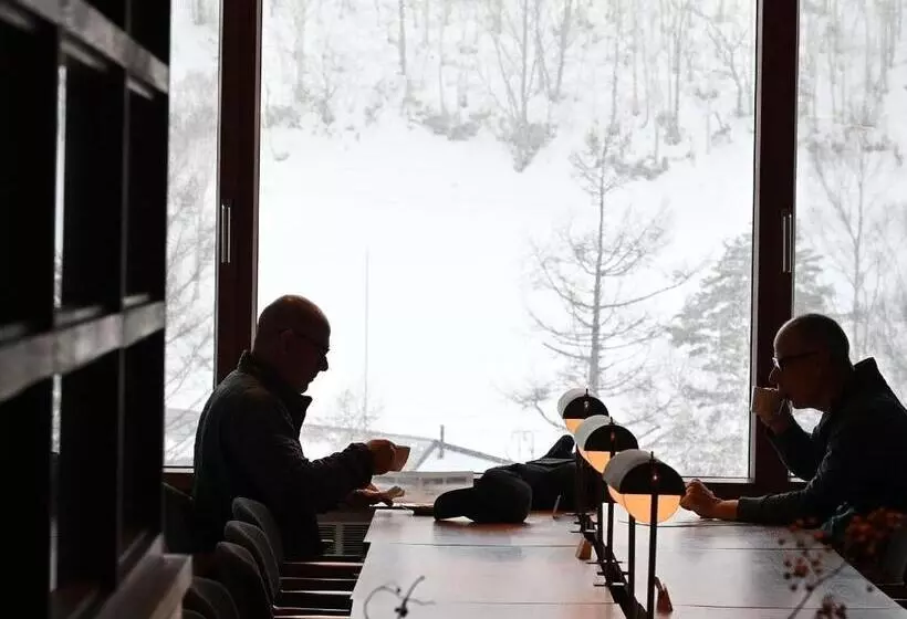 Hotelli Chalet Shiga