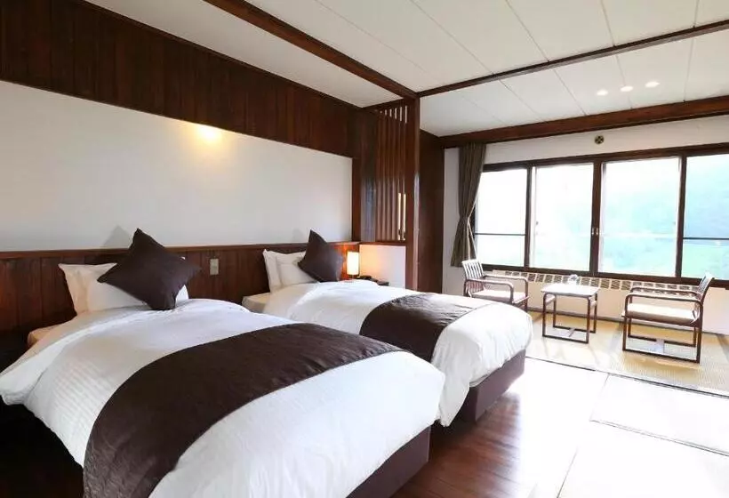 Hotelli Chalet Shiga