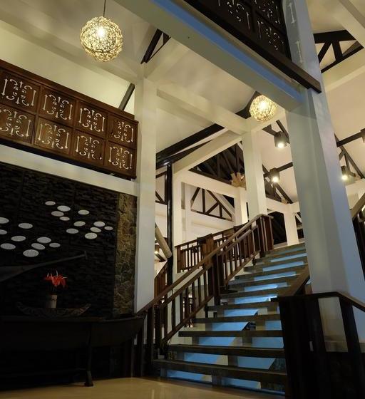 בית מלון כפרי Dive Thru Scuba Resort