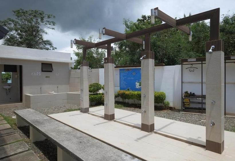 בית מלון כפרי Dive Thru Scuba Resort