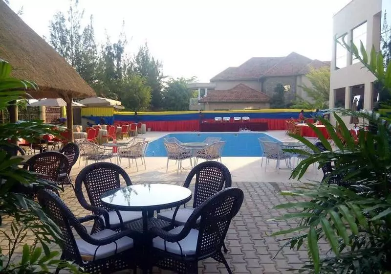 هتل Great Seasons