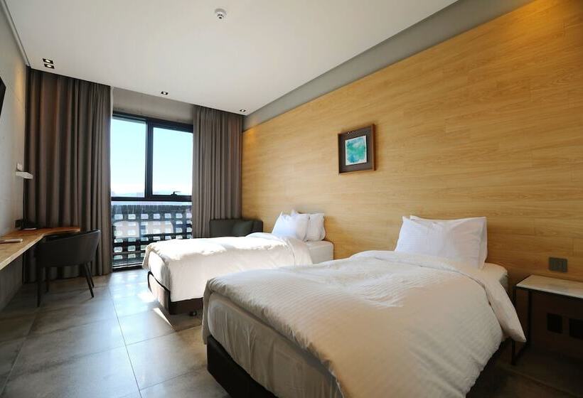 בית מלון כפרי The Hong C