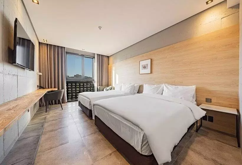 בית מלון כפרי The Hong C