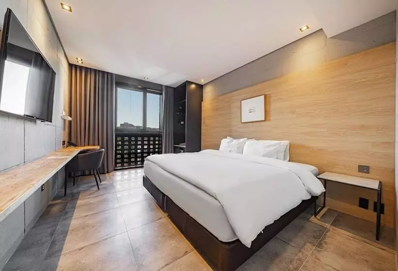 בית מלון כפרי The Hong C