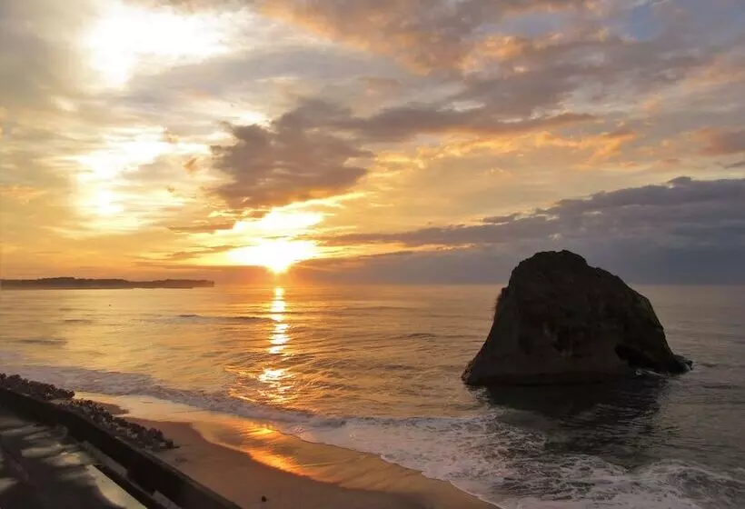 فندق Isohara Seaside