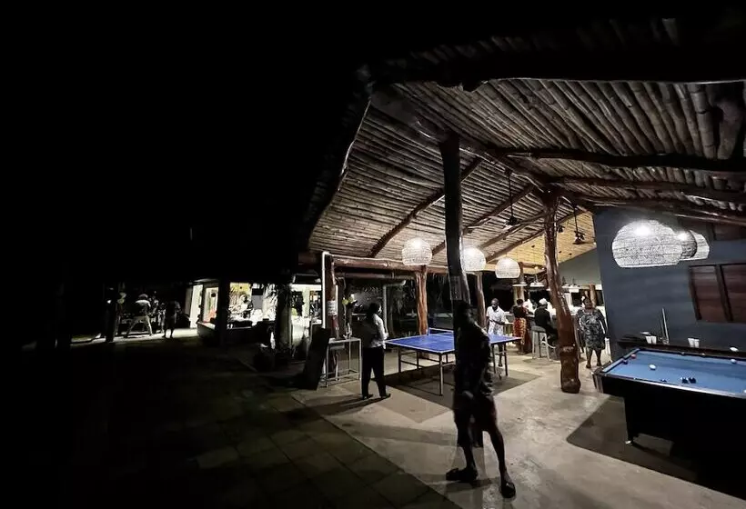 هتل Mg Cocomo Resort Vanuatu