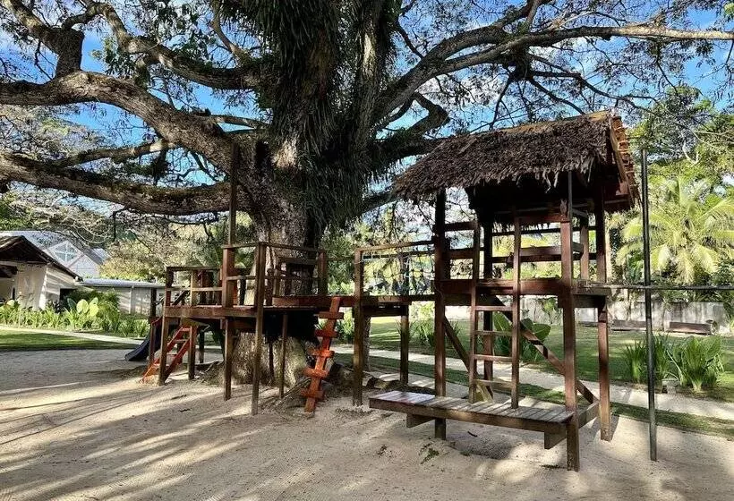 هتل Mg Cocomo Resort Vanuatu