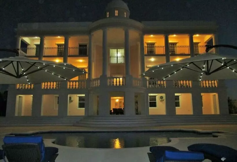 هتل Ocean West Boutique