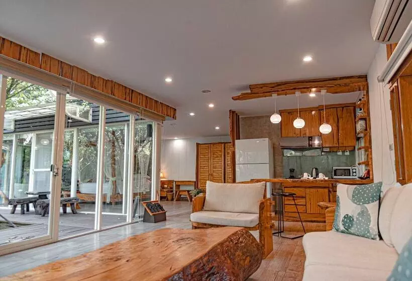 هتل The House 15 Villa