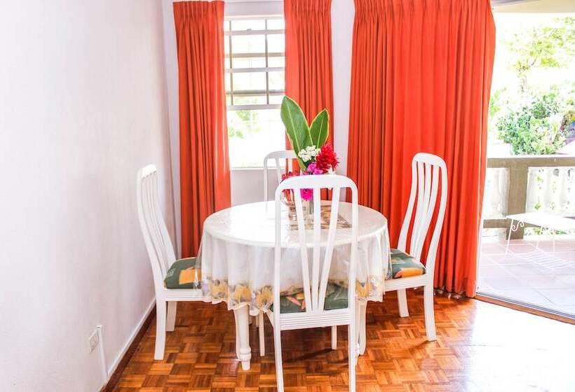 Mirabelle Apartments