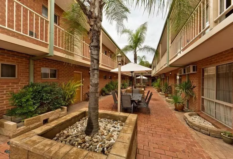 فندق على الطريق Central Yarrawonga Motor Inn