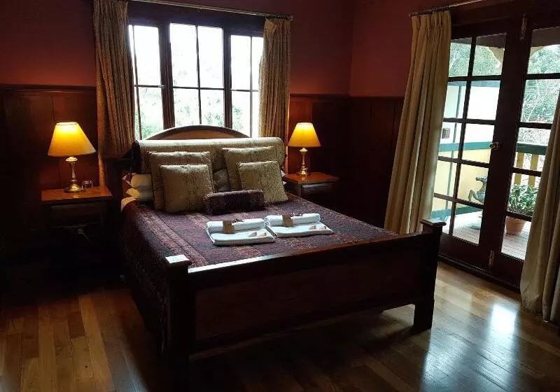 ペンション Bridgefield Guest House