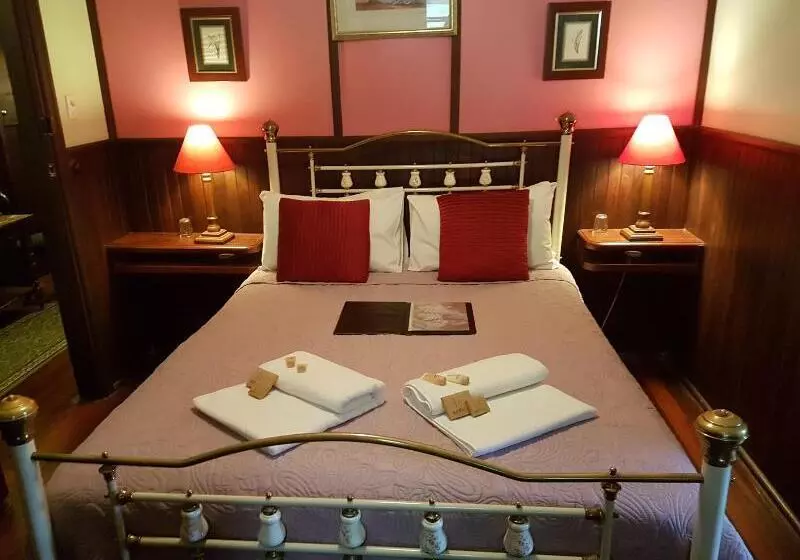 ペンション Bridgefield Guest House