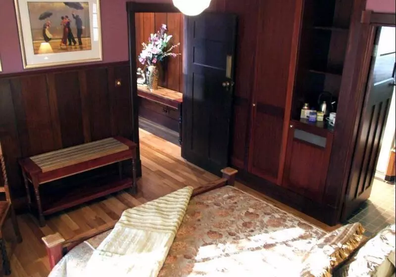 ペンション Bridgefield Guest House