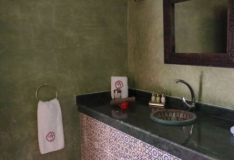 פנסיון Dar Sahil