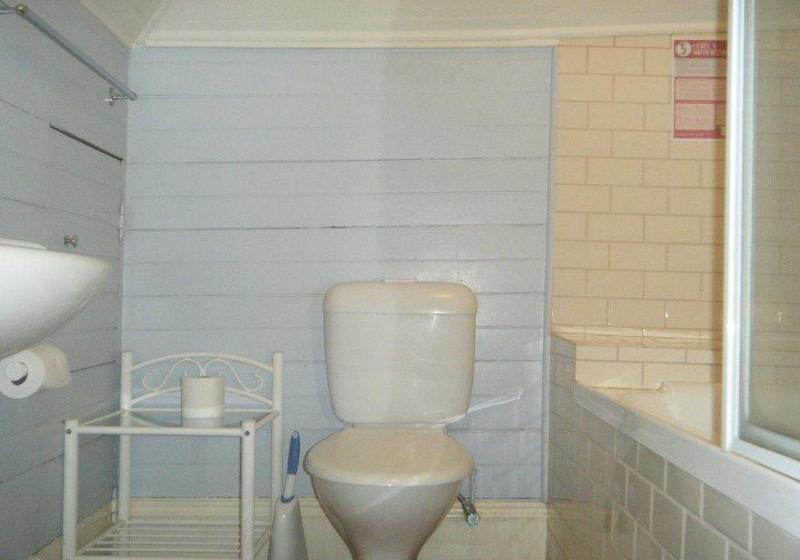 פנסיון Eton House