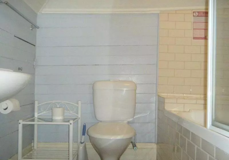 ペンション Eton House