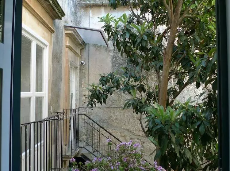 پانسیون I Tetti Di Siciliando