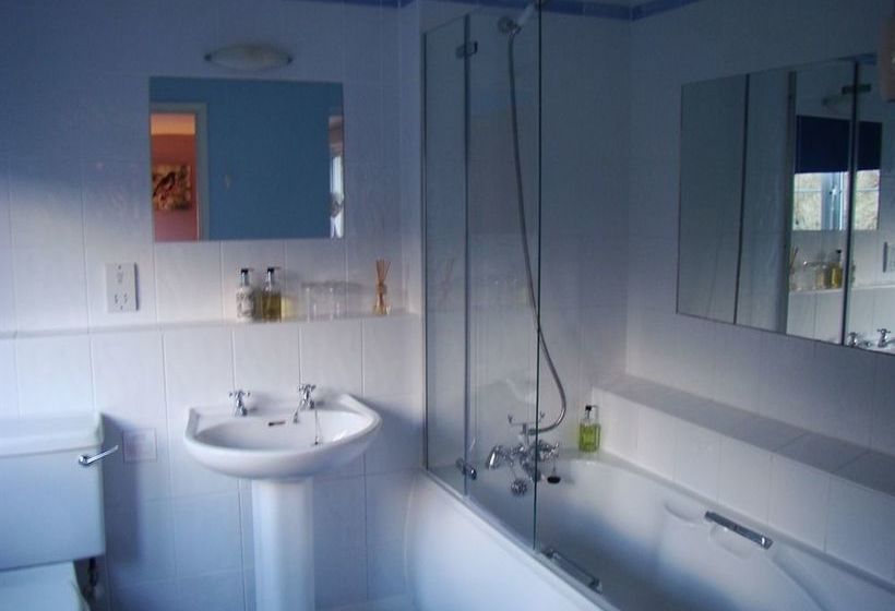 膳宿费 Pine Lodge