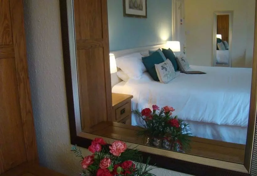Pensió Pine Lodge