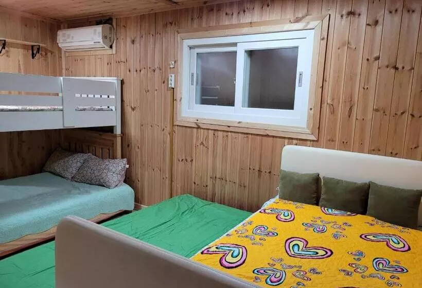 Пансион Jeju Vision House