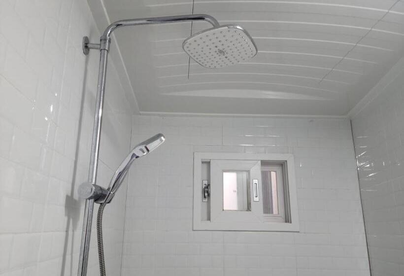 Pension (Hôtel basse catégorie) Jeju Vision House