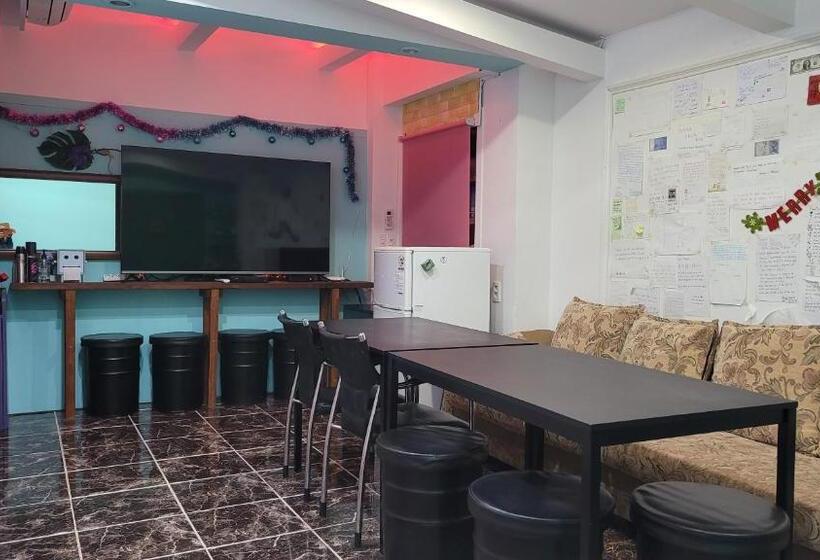 Pension (Hôtel basse catégorie) Jeju Vision House