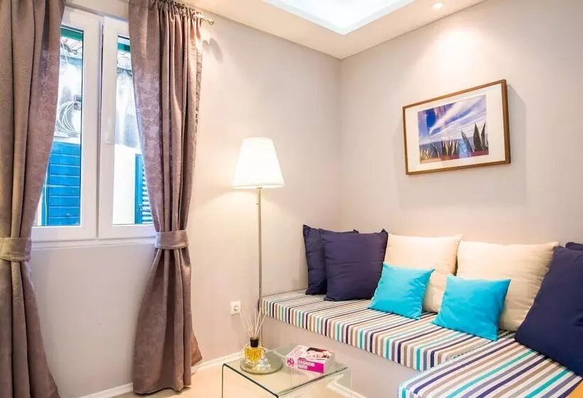 Serenity Split Apartments