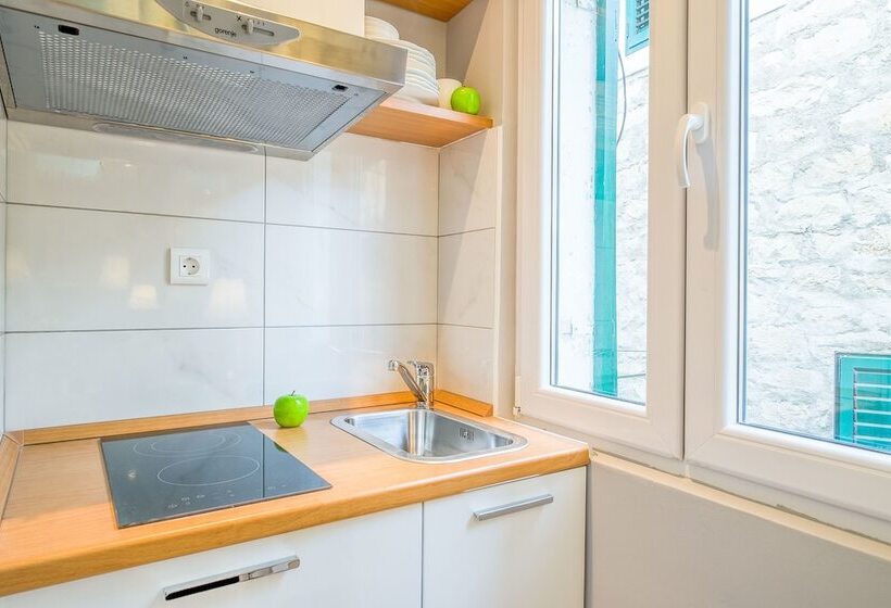 Serenity Split Apartments